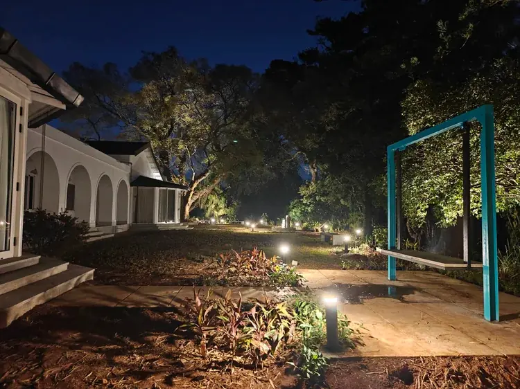 Chairman's Bungalow Landscape, photograph 9