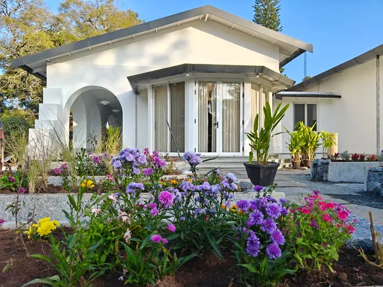 Chairman's Bungalow Landscape, photograph 17